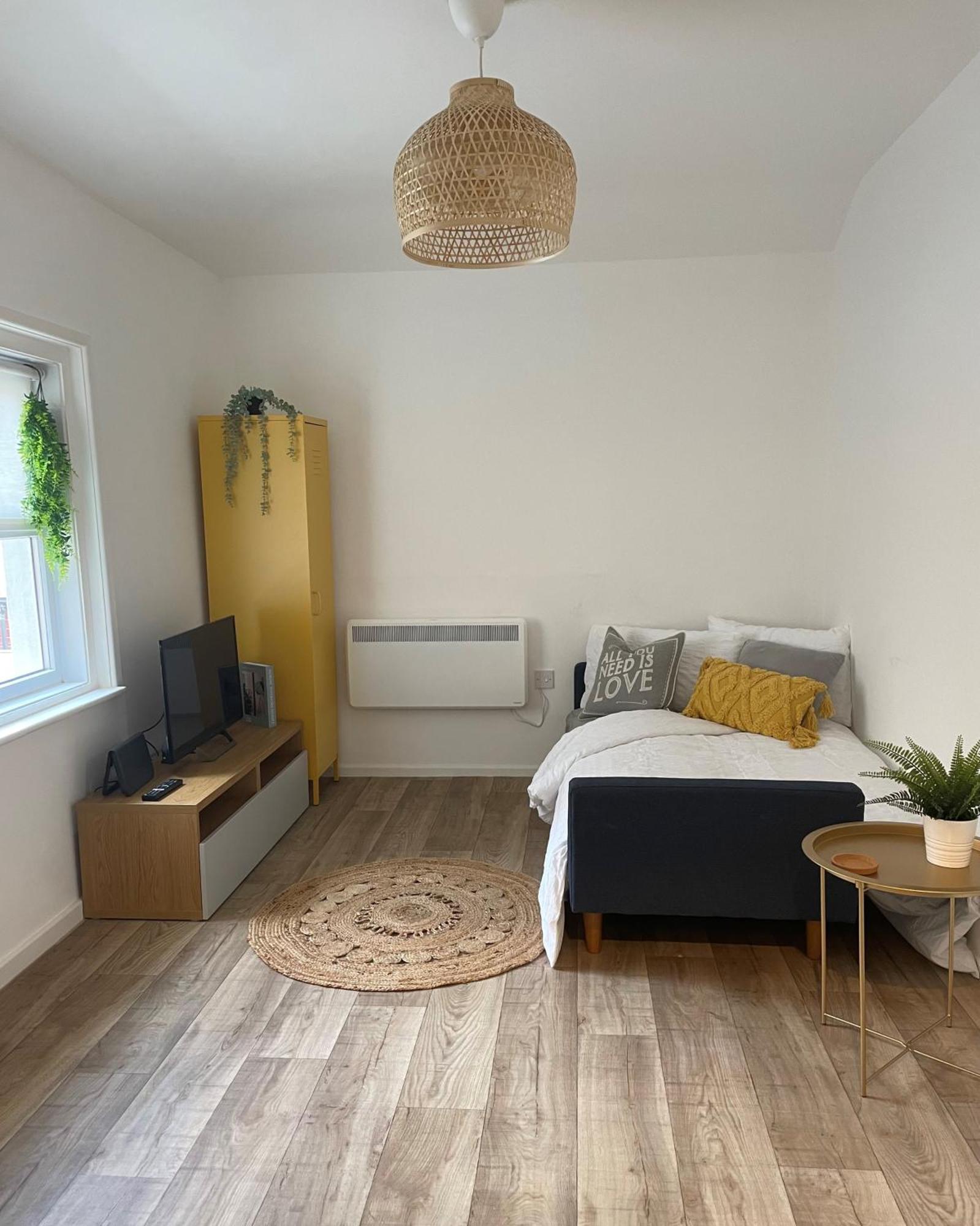 Central, Modern Apartment Борнмут Экстерьер фото