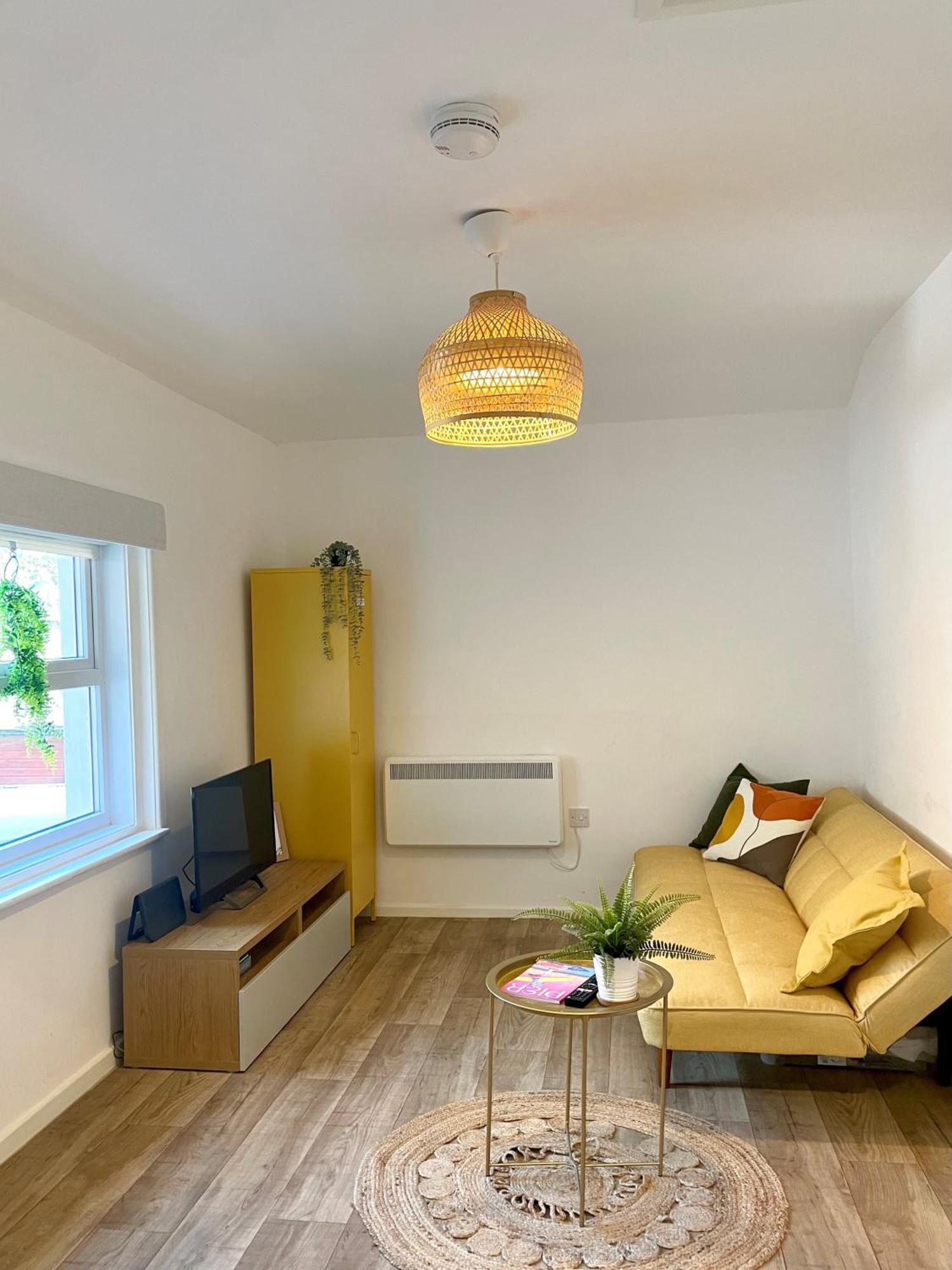 Central, Modern Apartment Борнмут Экстерьер фото