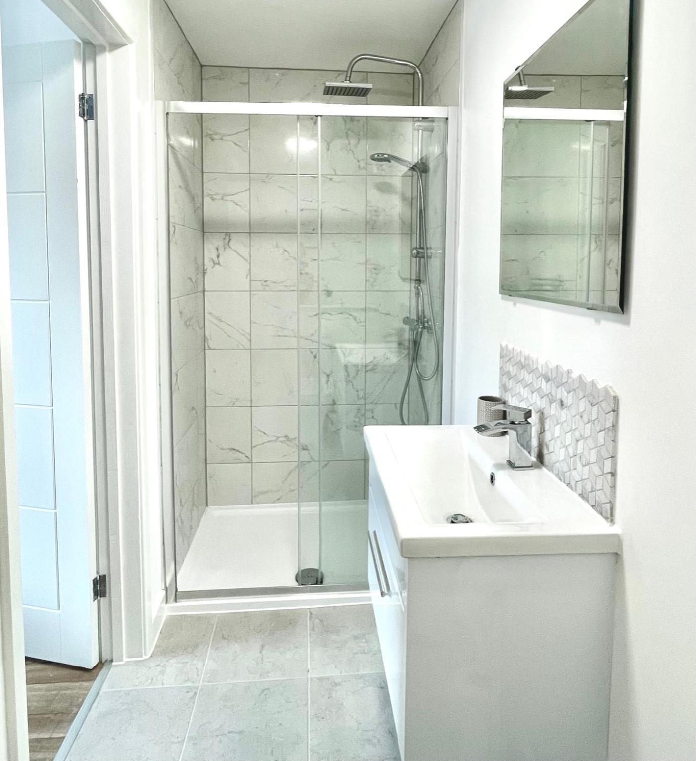 Central, Modern Apartment Борнмут Экстерьер фото