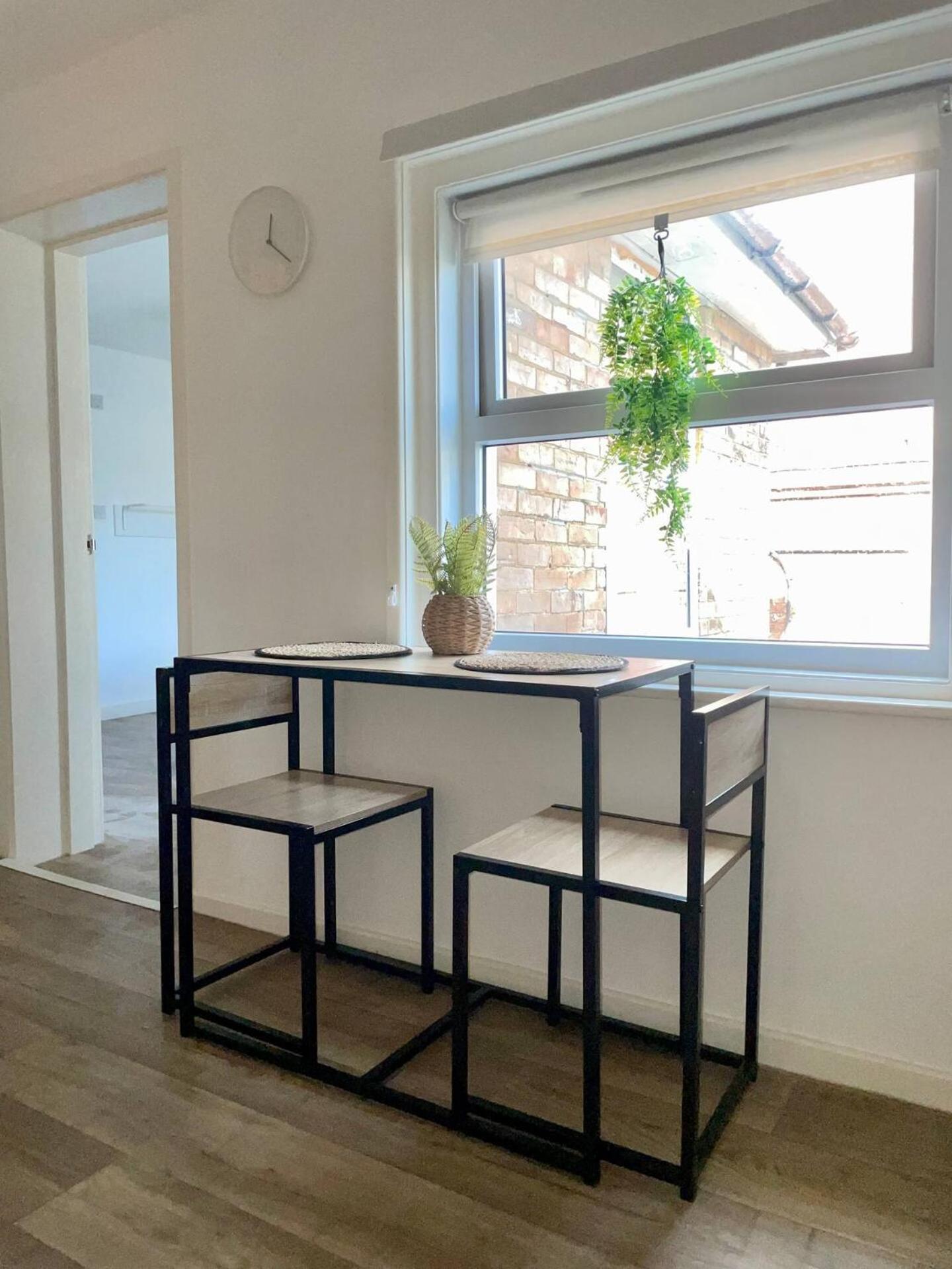 Central, Modern Apartment Борнмут Экстерьер фото